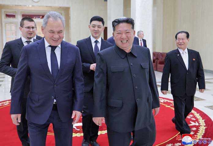 คิมคุมฝึก “โดรนโจมตีพลีชีพเทคโนโลยีเอไอ” ลั่นสำคัญสูงสุด-พัฒนาอาวุธสมัยใหม่
