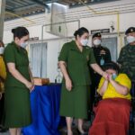 สมาคมแม่บ้านทหารบก มอบอุปกรณ์กายภาพบำบัด ให้ครอบครัวกำลังพลที่เจ็บป่วย