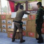 สนธิกำลัง จับกุม ชาวจีน ลักลอบขนจานดาวเทียม สตาร์ลิงค์ 38 ลัง เตรียมส่งแก๊งคอลเซ็นเตอร์
