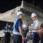 เร่งรื้อถอนโครงสร้างทางยกระดับทรุดตัว เคลียร์เศษซาก เตรียมเปิดถนนสัญจร 20 มี.ค.