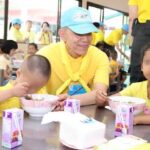 'บิ๊กหนุ่ม' นำข้าราชการกห. สานต่อพระราชปณิธาน จิตอาสา "เราทำความดี ด้วยหัวใจ"