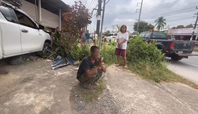 Pickup truck crash in Phatthalung kills woman, injures another | News by Thaiger