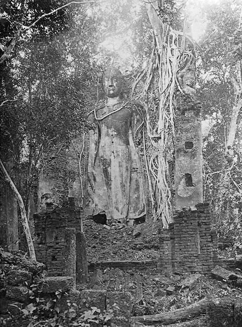 เที่ยววัด-วันหยุด - วัดพระสี่อิริยาบถ-พระยืน ใน‘อุทยานฯกำแพงเพชร’