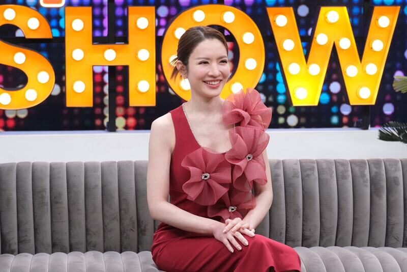 “แอฟ” คบ “นนกุล” อายุไม่ใช่ปัญหา เพราะไม่เคยคิดว่าตัวเองแก่ ยิ้มรับ “คบเด็กแล้วเป็นอมตะ” 
