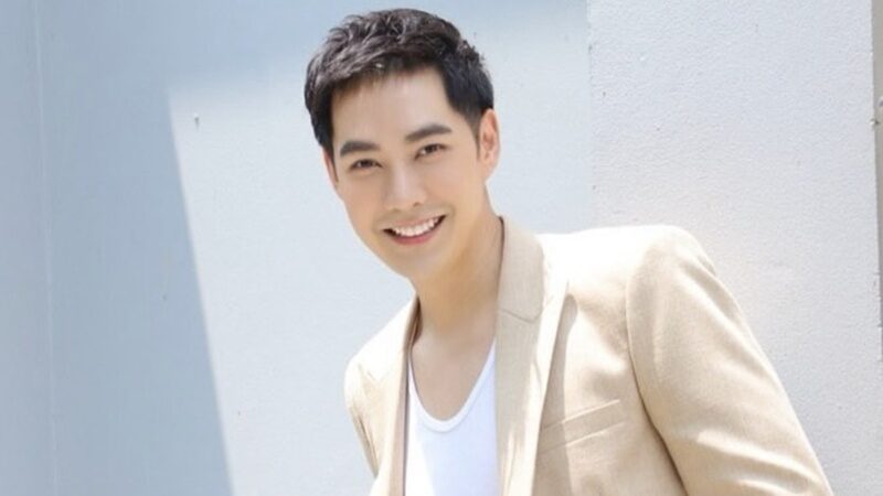 แอมป์ พีรวัศ