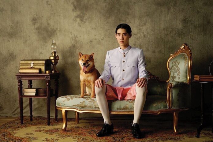 เบื้องหลังมายา