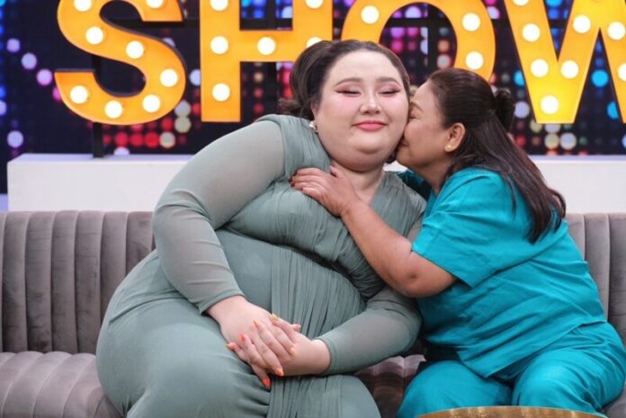 เอแคลร์ จือปาก เคลียร์ดราม่า งบงานวันเกิดทะลุ 10 ล้านบาท