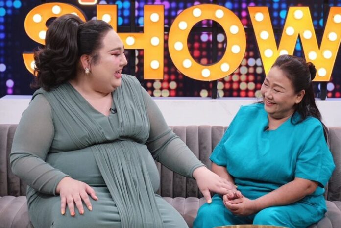เอแคลร์ จือปาก เคลียร์ดราม่า งบงานวันเกิดทะลุ 10 ล้านบาท