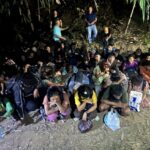 ทะลักไม่หยุด สกัดจับต่างด้าว 49 แรงงานเถื่อน ซุกป่าริมห้วยซองกาเรีย เตรียมทำงานไทย