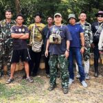 ทุลักทุเล ระดม ผลักดัน กระทิงป่า 3 ตัว คืนสู่เขาใหญ่ ชาวบ้านหวาดกลัว หวั่นถูกขวิดเสียชีวิต