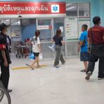 ตร.วัยเกษียณหัวร้อน ไก่ชนถูกยาเบื่อ ชักปืนยิง ญาติ-เมีย-เพื่อนบ้าน เจ็บรวม 3 ราย