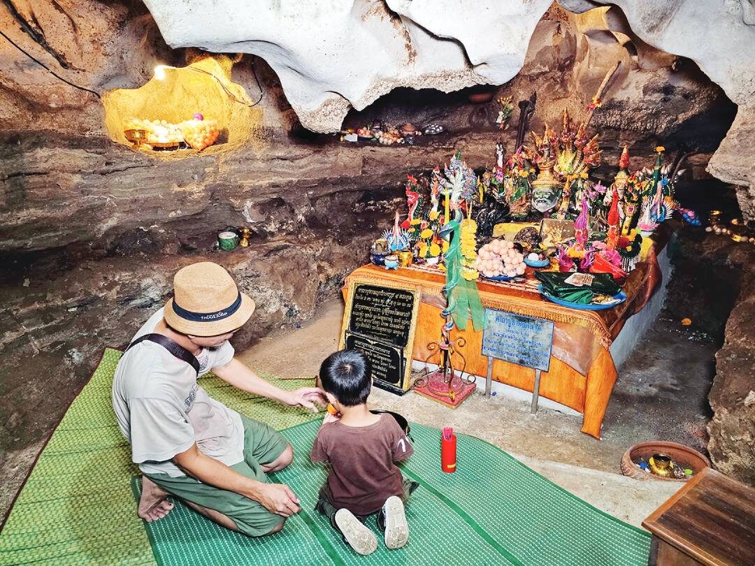 ชวนกันมา พากันมู - เที่ยววัดถ้ำน้ำ อ.โพธาราม เสี่ยงโชคพญานาค 9 ตระกูล