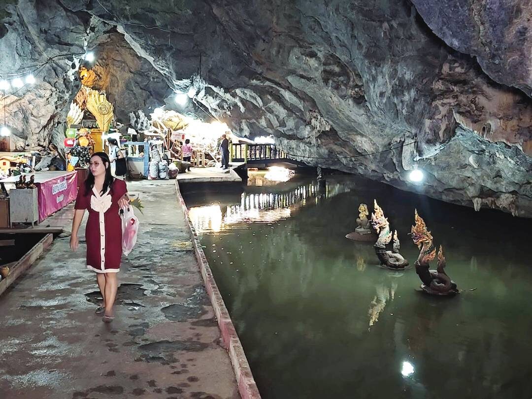 ชวนกันมา พากันมู - เที่ยววัดถ้ำน้ำ อ.โพธาราม เสี่ยงโชคพญานาค 9 ตระกูล