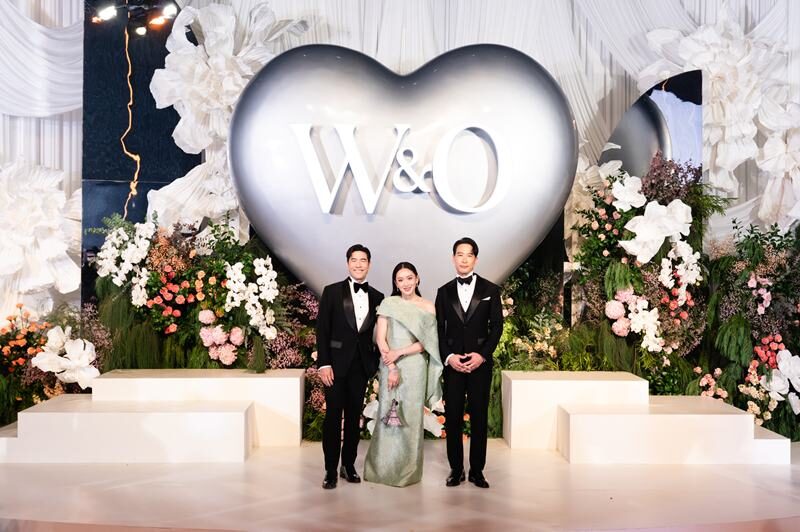 วู้ดดี้ - โอ๊ต ควงคู่เฉลิมฉลองมงคลสมรส อบอวลไปด้วยความรักสุดอบอุ่น