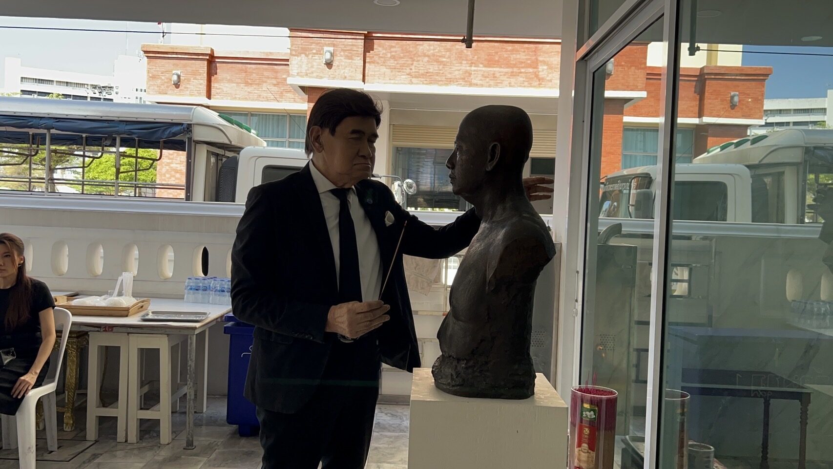ยอดชาย