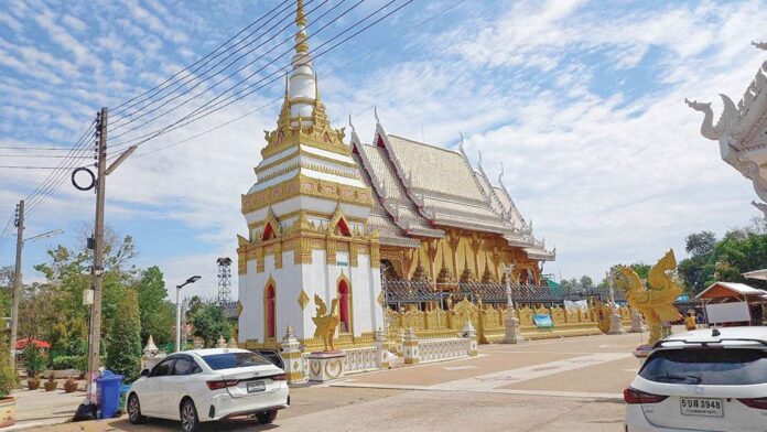 เที่ยววัดวันหยุด