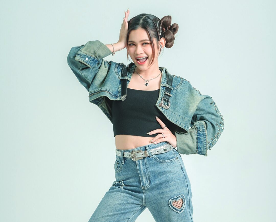 จับกระแสลูกทุ่ง - ‘กิมกลอย’พลิกลุกส์ใส ‘อยากติดเธอ’สไตล์สามช่า