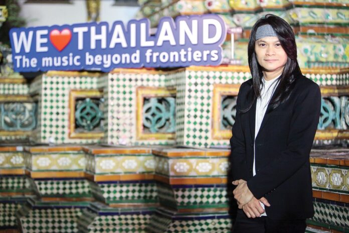 จับกระแสลูกทุ่ง - ‘พี สะเดิด’จัดเต็มความสุข ทัวร์ต่างแดนคนไทยคลายเหงา