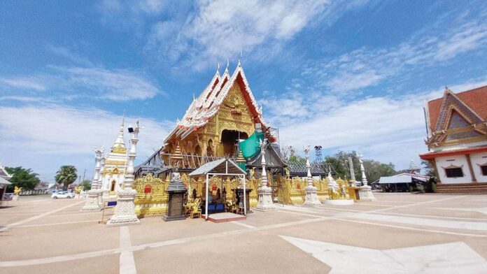 เที่ยววัดวันหยุด