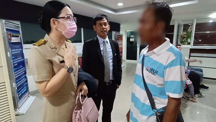 ตำรวจ แจงปมปอด น้องโน๊ต สาว LGBTQ+ ถูกฆาตกรรมโหด พ่อสุดช้ำ เจอเมนต์ชาวเน็ตซ้ำเติม ด้าน พนักงานสอบสวน เตรียมคุมตัวฆาตกรส่งศาลฝากขัง