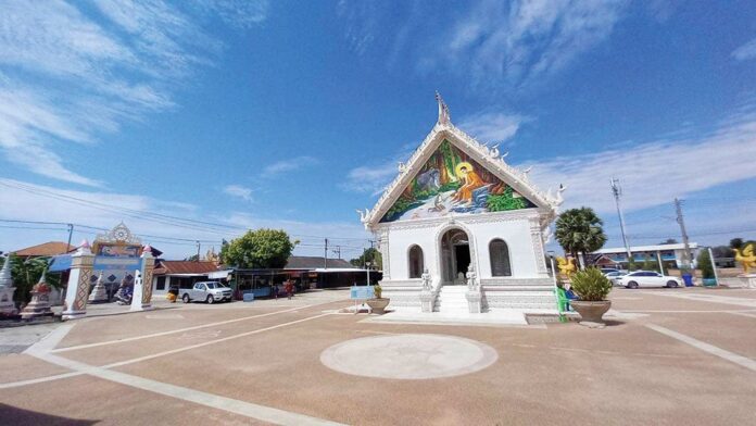 เที่ยววัดวันหยุด