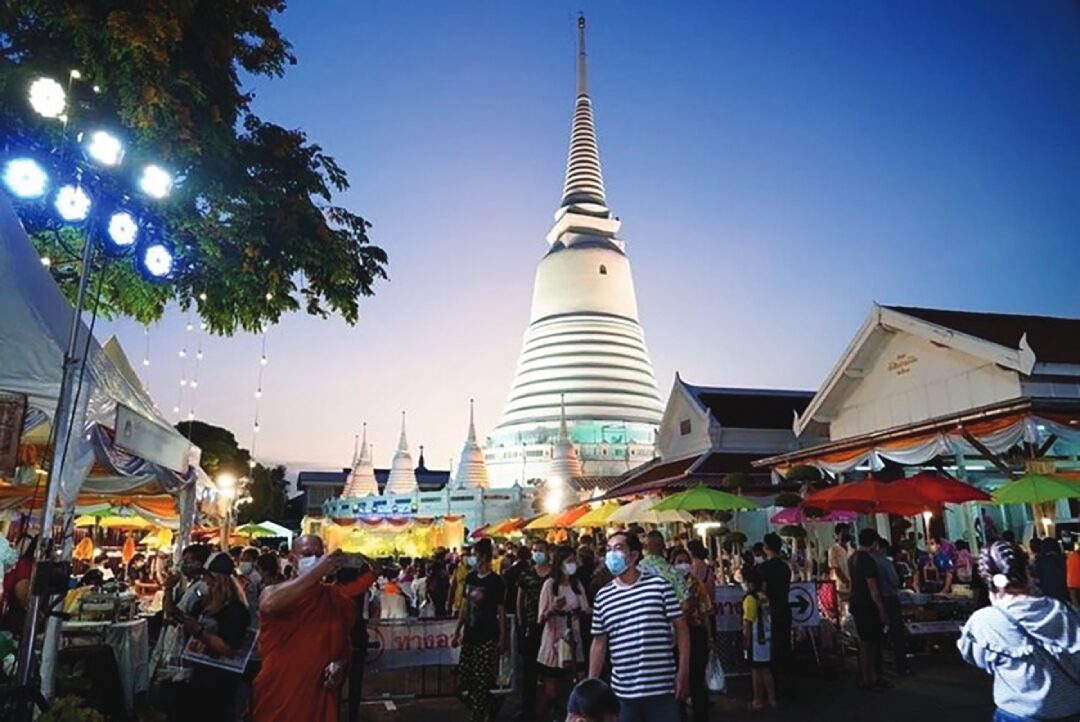 ข่าวสดพระเครื่อง - งานใต้ร่มพระบารมี 243 ปี-กรุงรัตนโกสินทร์