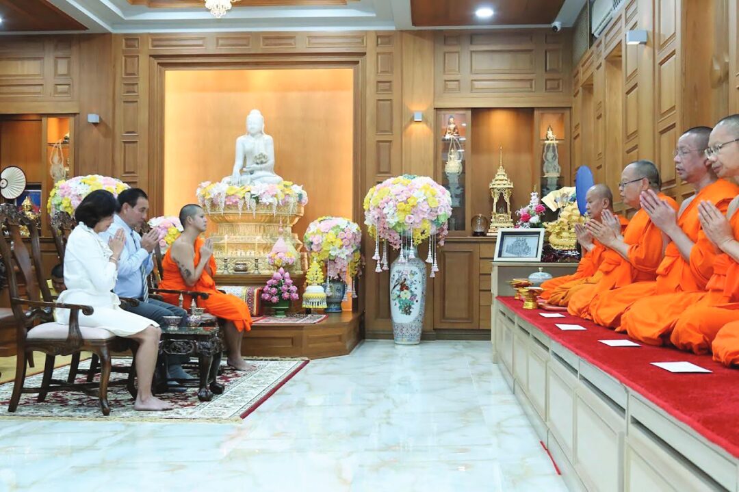 ข่าวสดพระเครื่อง - สารัชถ์-ครอบครัว‘รัตนาวะดี’ บริจาค 41 ล้านถวายวัดสระเกศ