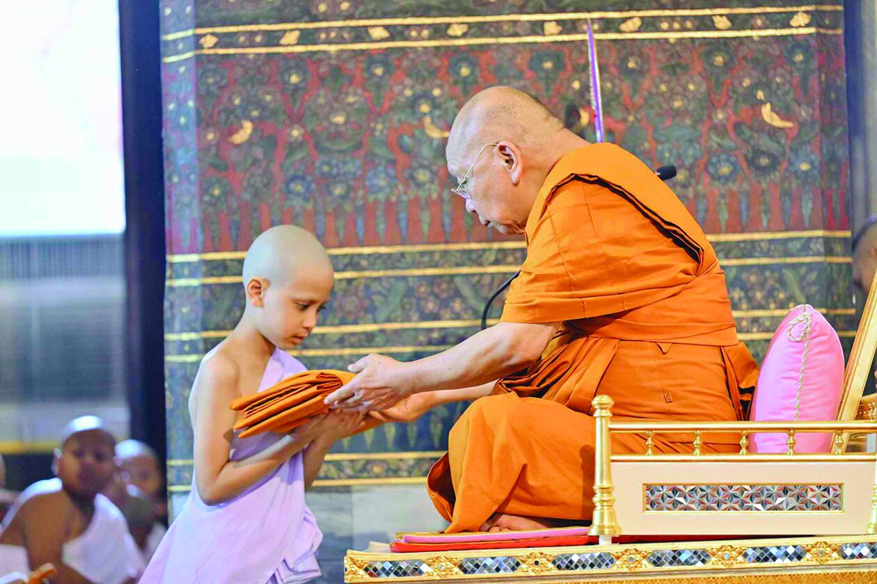 ข่าวสดพระเครื่อง - พิธีบรรพชาสามเณรภาคฤดูร้อน ‘กรมสมเด็จพระเทพฯ’70พรรษา