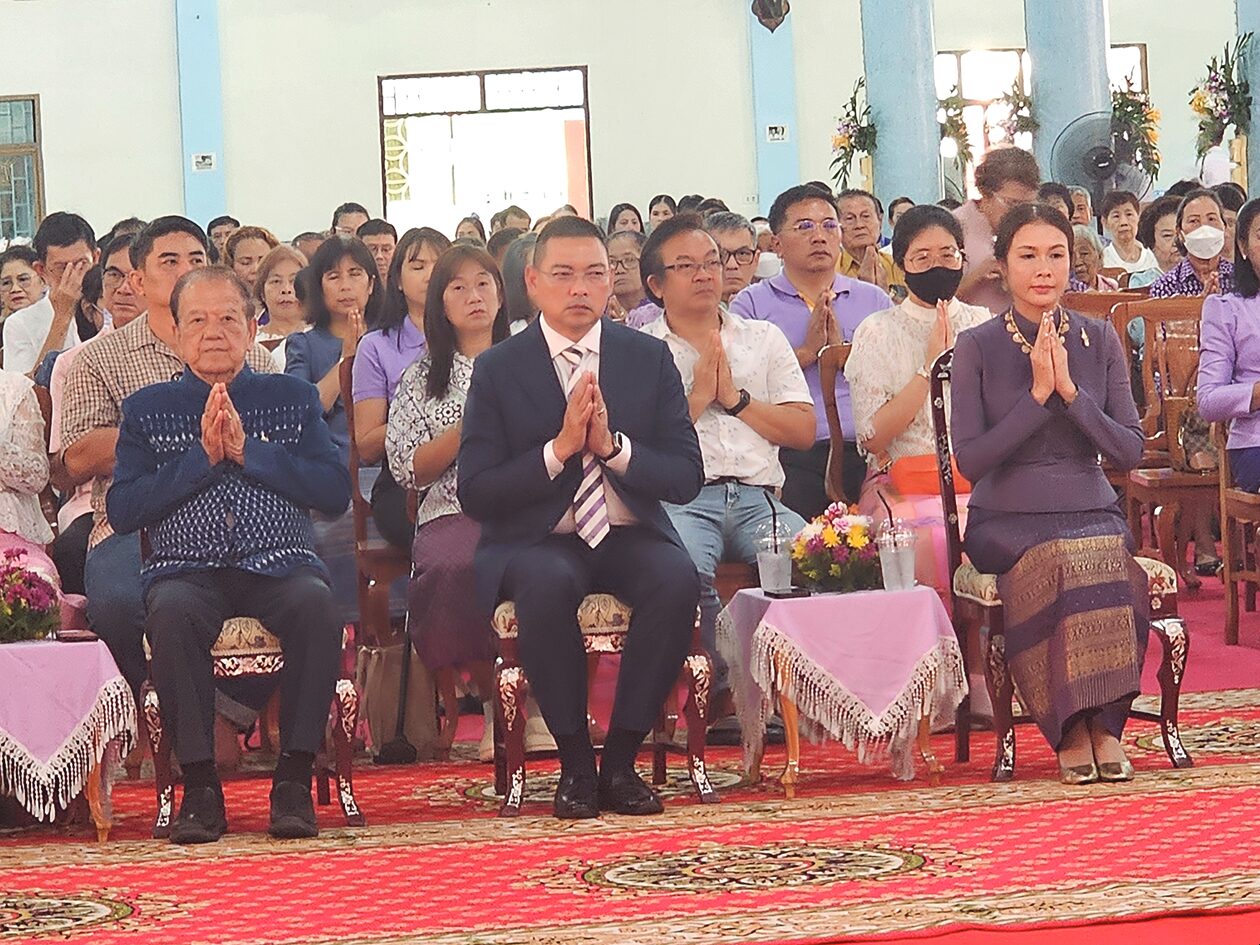 ข่าวสดพระเครื่อง - กองทุนพระราชทาน‘รัตนภัตต์’ กุศลผ้าป่า-คณะสงฆ์วัดตากฟ้า