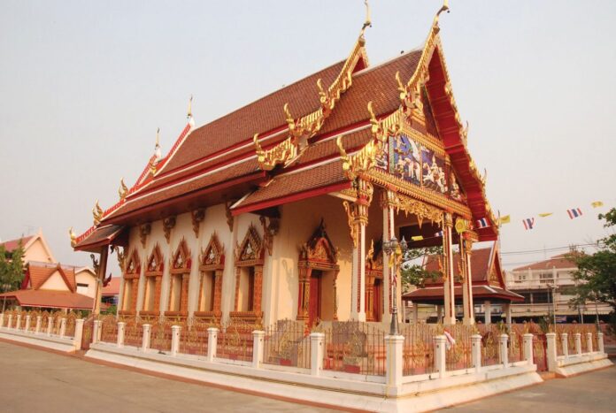ชวนกันมาพากนมู(เตลู) - กราบหลวงพ่อเพชร-วัดบาง พระพุทธรูปคู่เมืองกำแพงเพชร