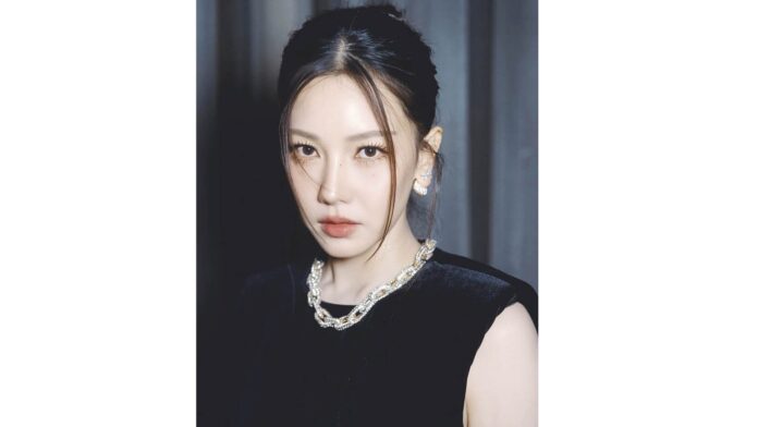 อาทิตย์ใส