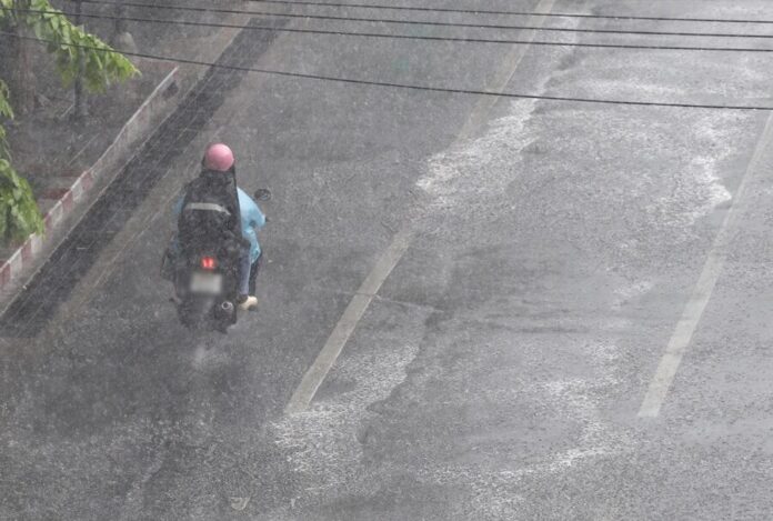 51 Thai provinces brace for storms and severe heat | News by Thaiger