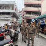 ผบช.น. - กต.ตร. กทม. พร้อมคณะลงพื้นที่มอบถุงยังชีพ ตรวจอาคารที่ทำการ-แฟลตสน.ดุสิต