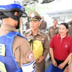 มอบถุงยังชีพ-ไข่ข้าวสาร แก่ครอบครัวตำรวจจราจรโครงการพระราชดำริ 170 นาย
