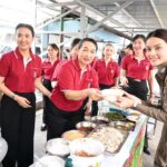 มอบถุงยังชีพ-ไข่ข้าวสาร แก่ครอบครัวตำรวจจราจรโครงการพระราชดำริ 170 นาย