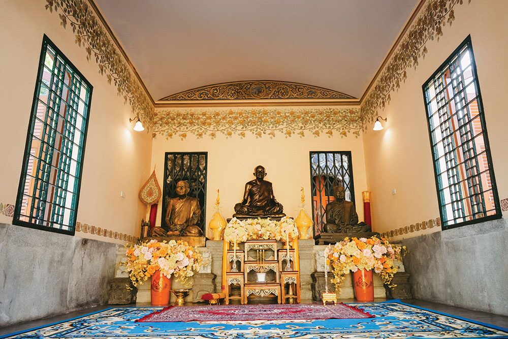 เที่ยววัดวันหยุด - เยี่ยมชม‘วัดราชาธิวาส’ ไหว้พระสัมพุทธวัฒโนภาส