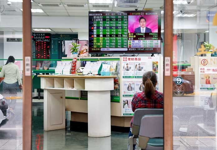 ทรัมป์ปกป้องมาตรการ “ขึ้นภาษีนำเข้า” ประธานาธิบดีไล่ ชิงเต๋อ จ่อคุย-ลุ้นดีล 0%