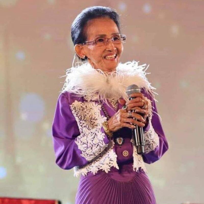 แม่ผ่องศรี