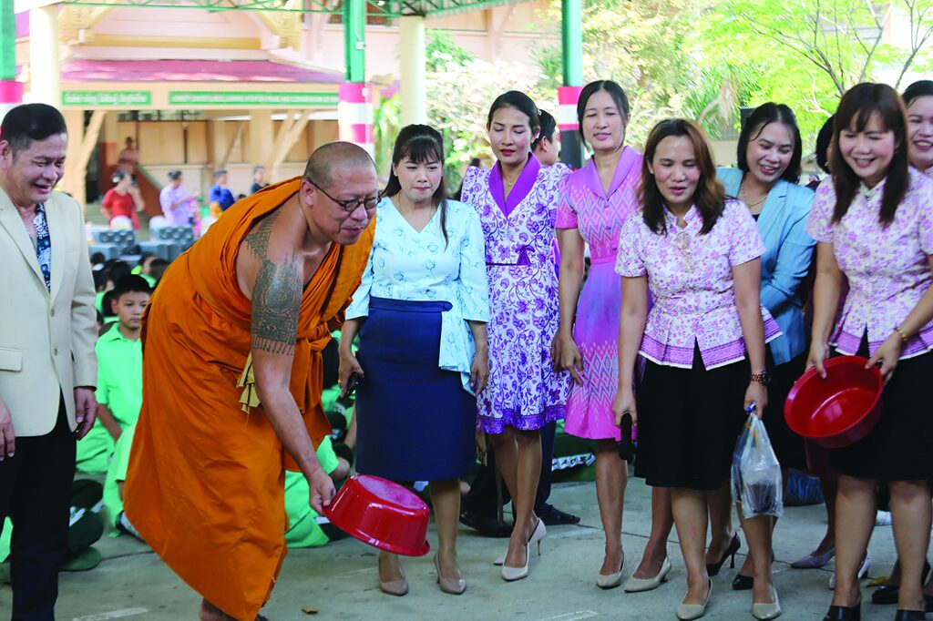 ข่าวสดพระเครื่อง - มหกรรมวิชาการร.ร.วัดไผ่ล้อม ส่งเสริมด้านคุณธรรมจริยธรรม