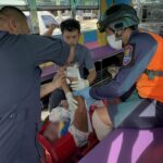 รถบรรทุกสิบล้อ เบรกแตกโผล่ทะลุแยก ตัดหน้ารถโดยสาร พุ่งชนเต็มแรงเจ็บระนาว9ราย