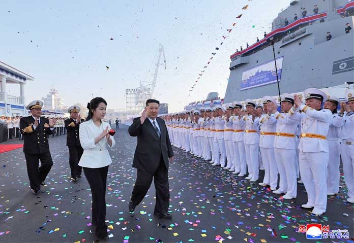 คิม จองอึน เปิดตัว “เรือพิฆาตรุ่นใหม่” ขนาด 5,000 ตัน-เสริมเขี้ยวเล็บทัพโสมแดง