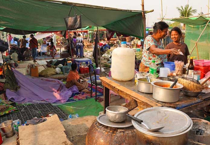 ฝนหนักทำกู้ภัยล่าช้า! ดินไหวเมียนมาดับทะลุ 3,560 ชีวิต-ผงะ 80 ศพใต้โรงแรม