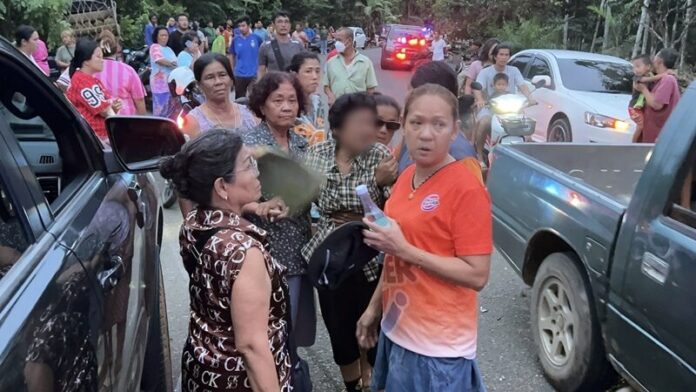 Motorcyclist dies in collision with durian truck in Trat | News by Thaiger