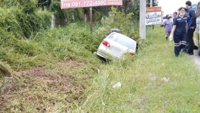 Tragic car accident claims lives of two interns in Phetchaburi | News by Thaiger