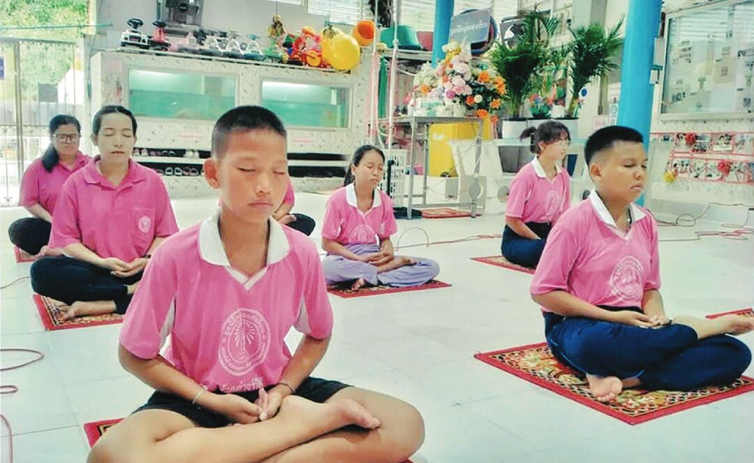 ข่าวสดพระเครื่อง - มูลนิธิกลุ่มแสงเทียนวัดบางไส้ไก่ แบ่งปันเด็กด้อยโอกาส-เด็กชนบท
