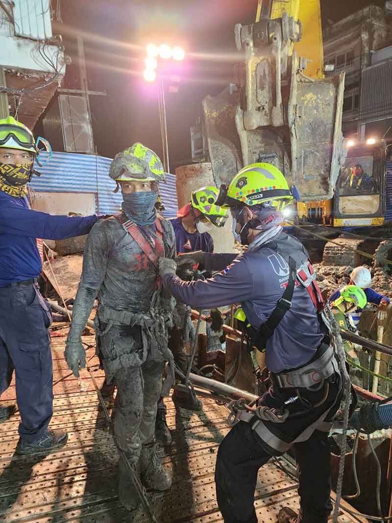 Body of worker retrieved from 19-metre hole in Bangkok | News by Thaiger