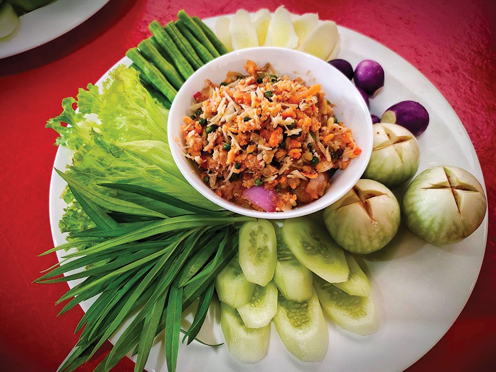 อิ่มอร่อย - สำรับพราหมณ์-แม่กลอง อาหารโบราณที่ต้องลอง