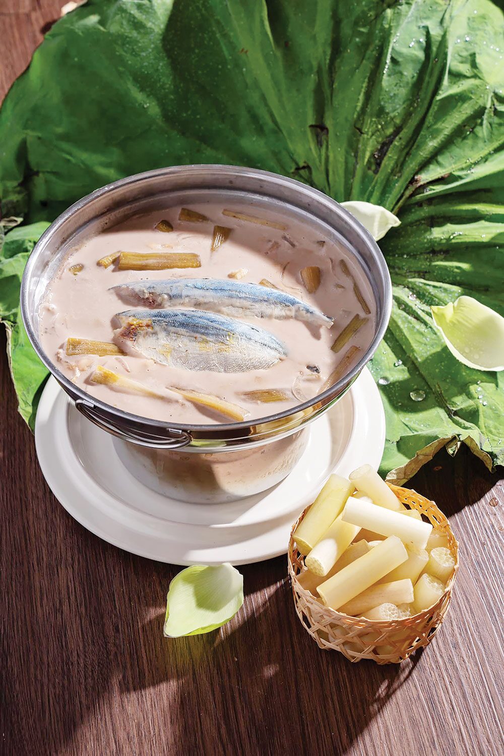 อิ่มอร่อย - สำรับพราหมณ์-แม่กลอง อาหารโบราณที่ต้องลอง