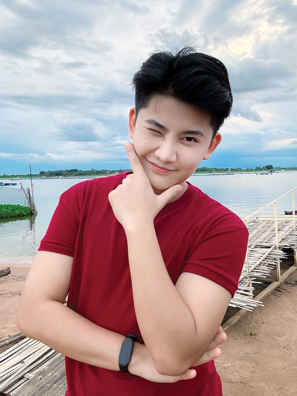 จับกระแสลูกทุ่ง - ‘หนามเตย’หล่อเกินต้าน ‘ขุมตาเขียว’เรื่องจริงเจอกับตัว