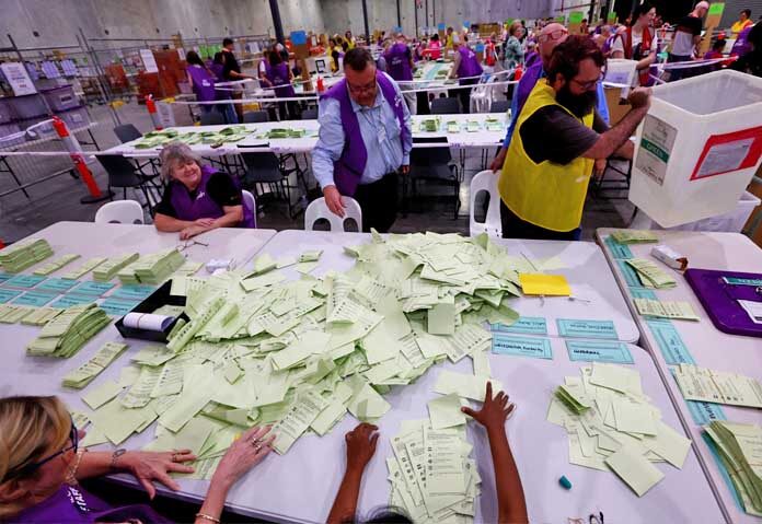 พรรครัฐบาลชนะถล่มทลาย “อัลบาเนซี” นั่งนายกฯ สมัย 2 คนแรกในรอบกว่า 20 ปี